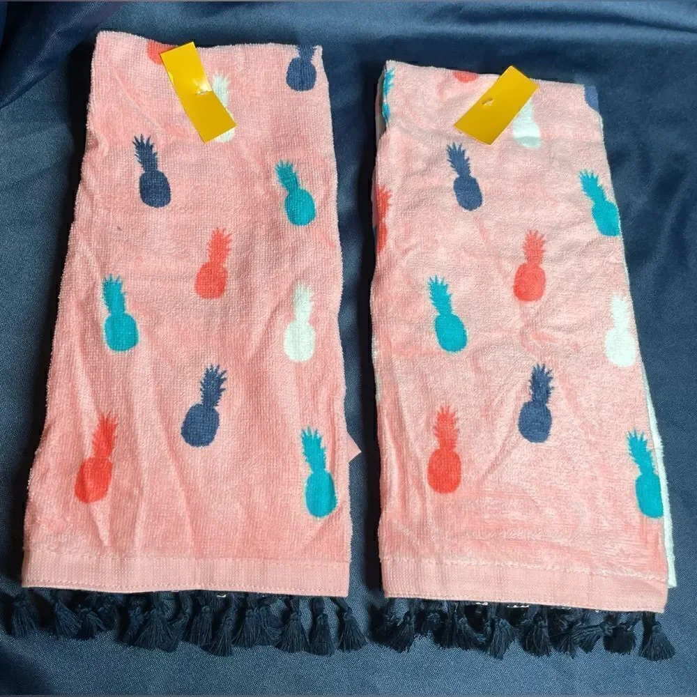 2 Celebrate Summer Together Multicolor Pineapple Tassel Fringe Hand Towels NWT